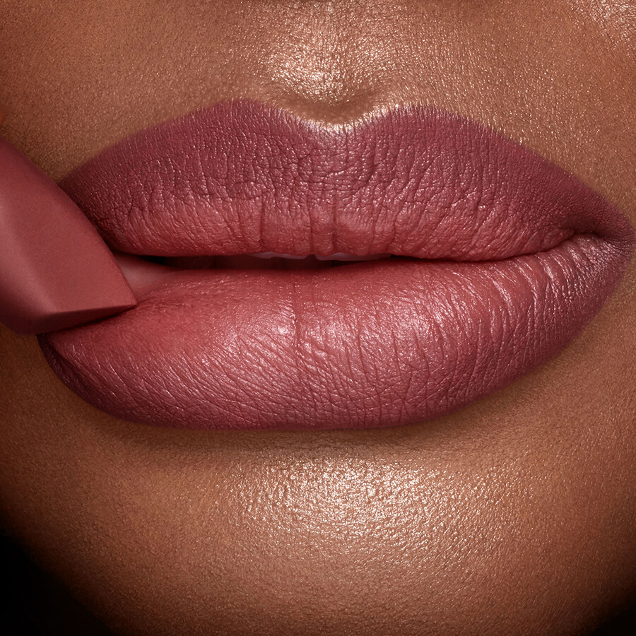 lÁpiz labial pillow talk