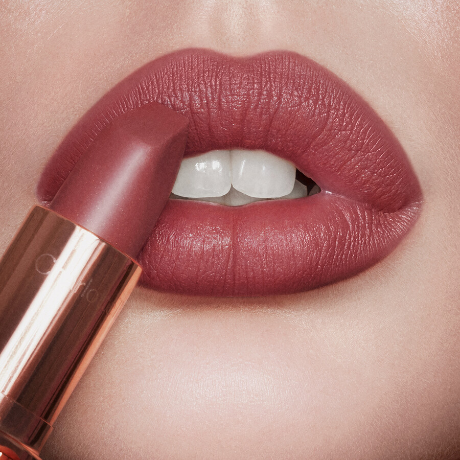 lÁpiz labial pillow talk